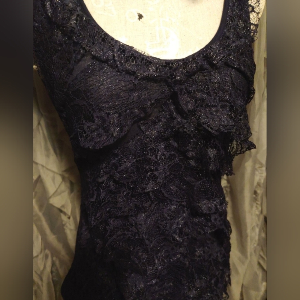 Express Ruffled Front Tank - Picture 2 of 4